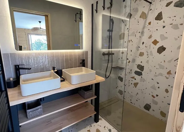 L'esquirol - Location T3 Avec Vue Imprenable - *